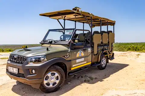 Ultimate and Beyond - Safaris - Tours - Transfers